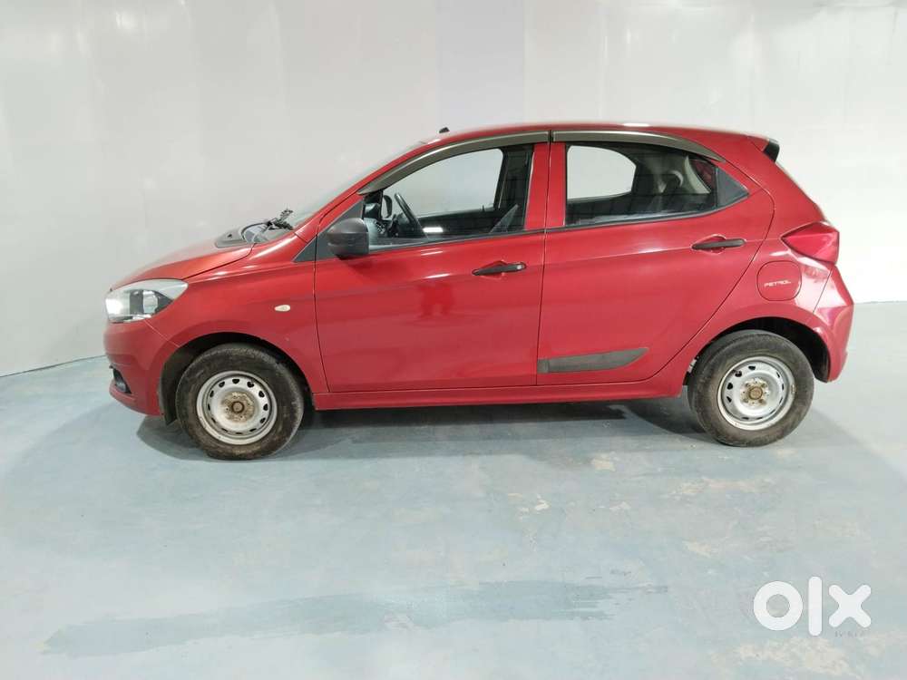 Tata Tiago 1.2 Revotron Xm, 2019, Petrol
