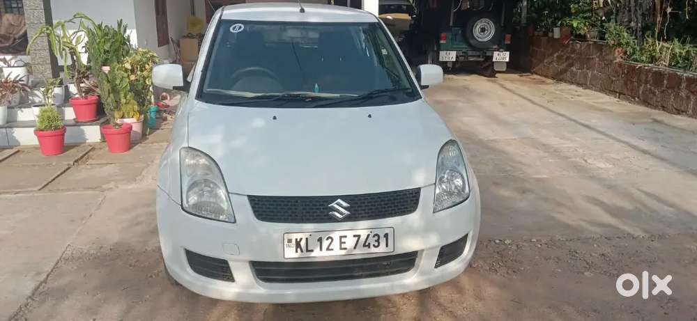 Maruti Suzuki Swift 2010 Petrol Manual
