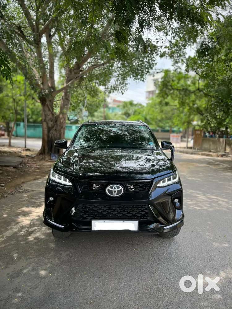 Toyota Fortuner 2018 Diesel 125000 Km Driven