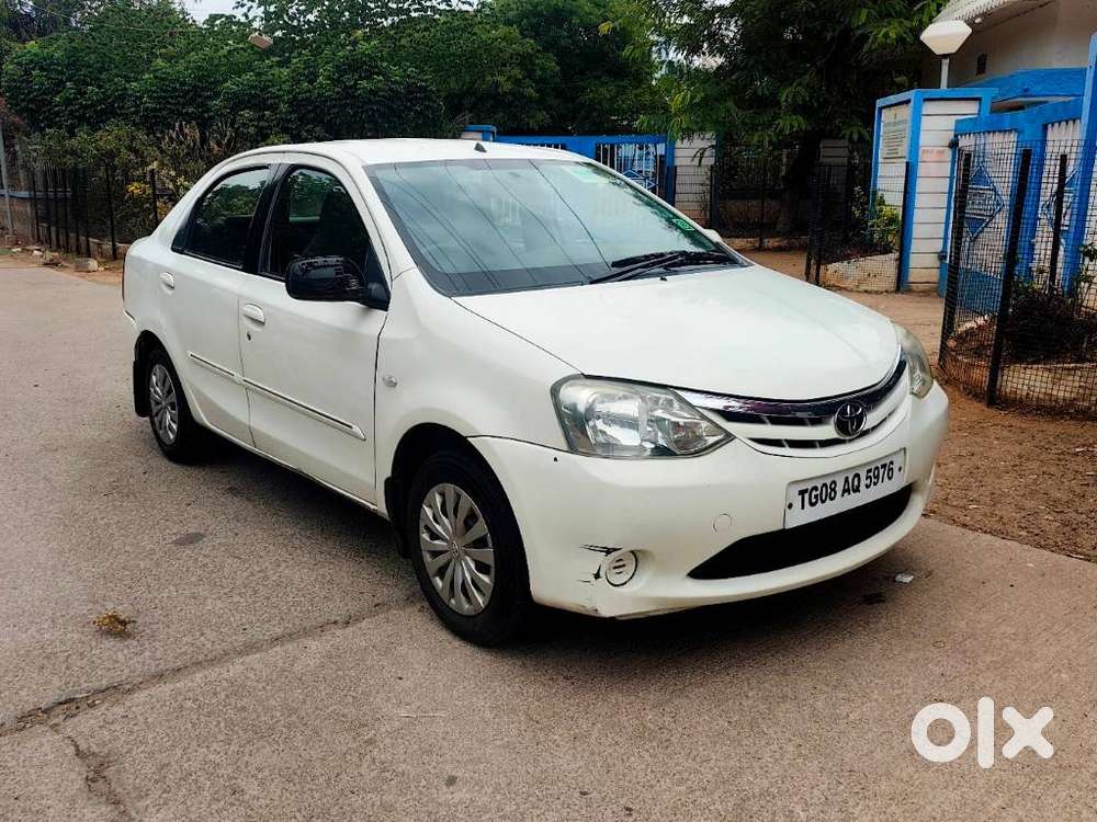 Toyota Etios 2010-2012 G, 2011, Petrol