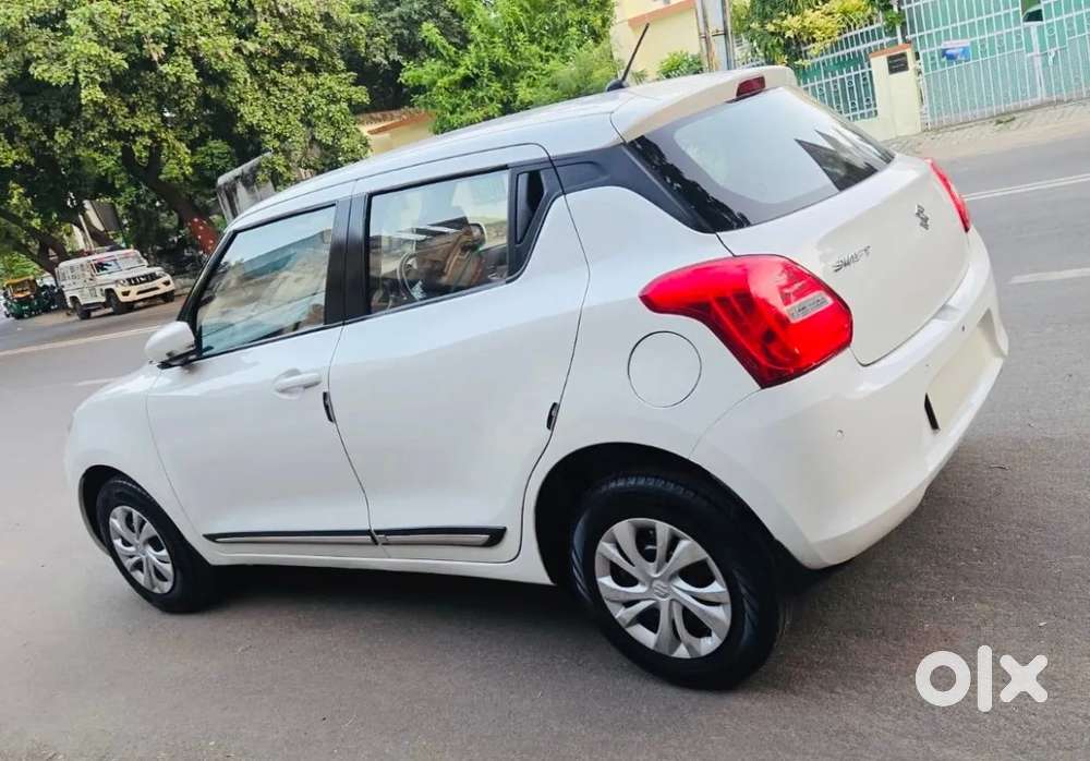 Maruti Suzuki Swift Vxi, 2021, Petrol