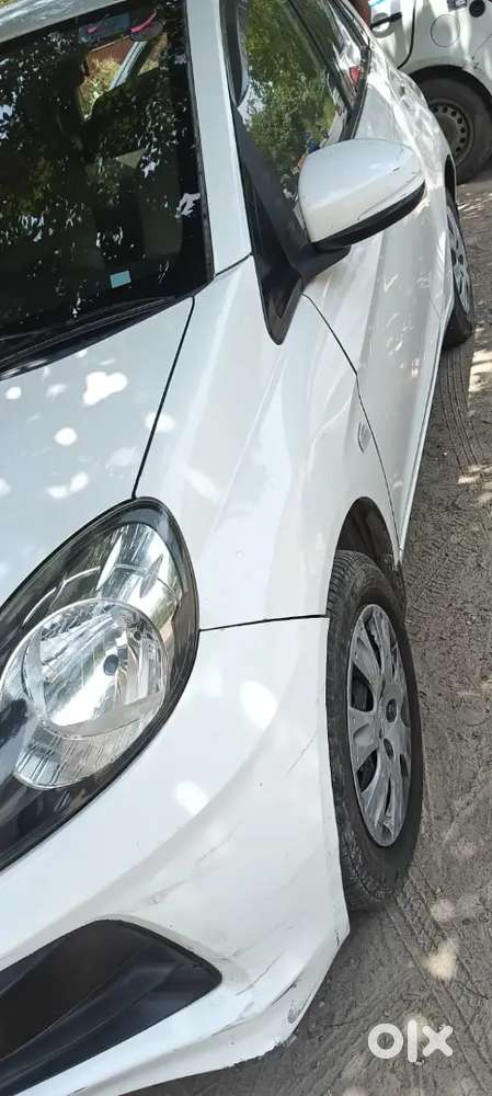 Honda Brio 2016