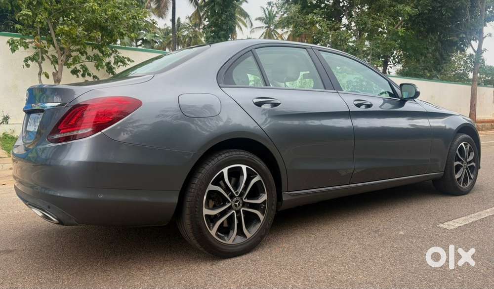 Mercedes-Benz C-Class 2021