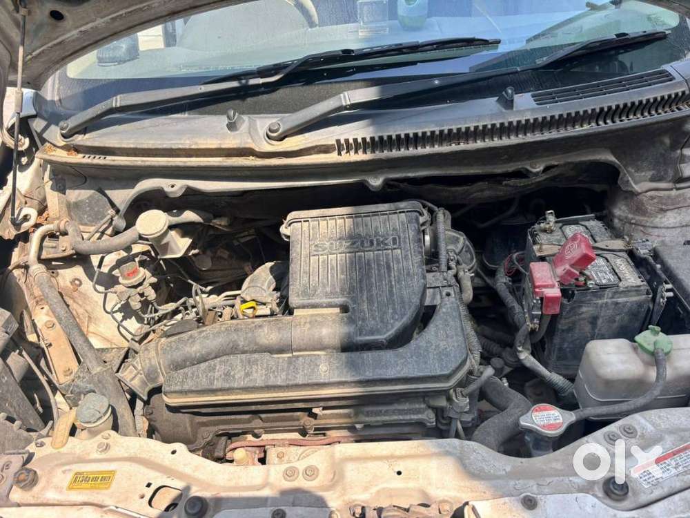 Maruti Suzuki Ertiga 2012-2015 Lxi, 2012, Petrol