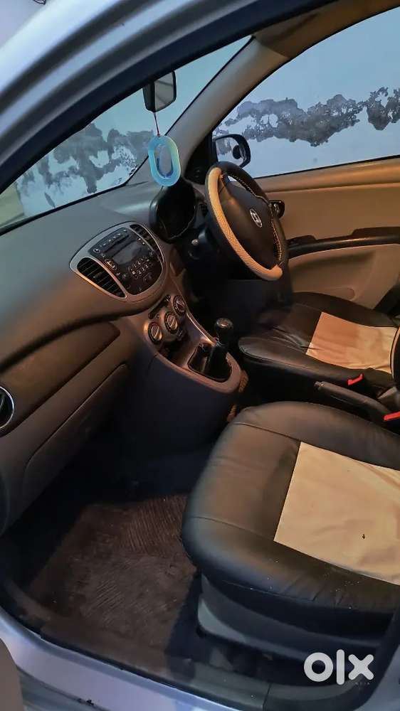 I 10 Sports, Petrol+cng,2015 Running 85000) Km