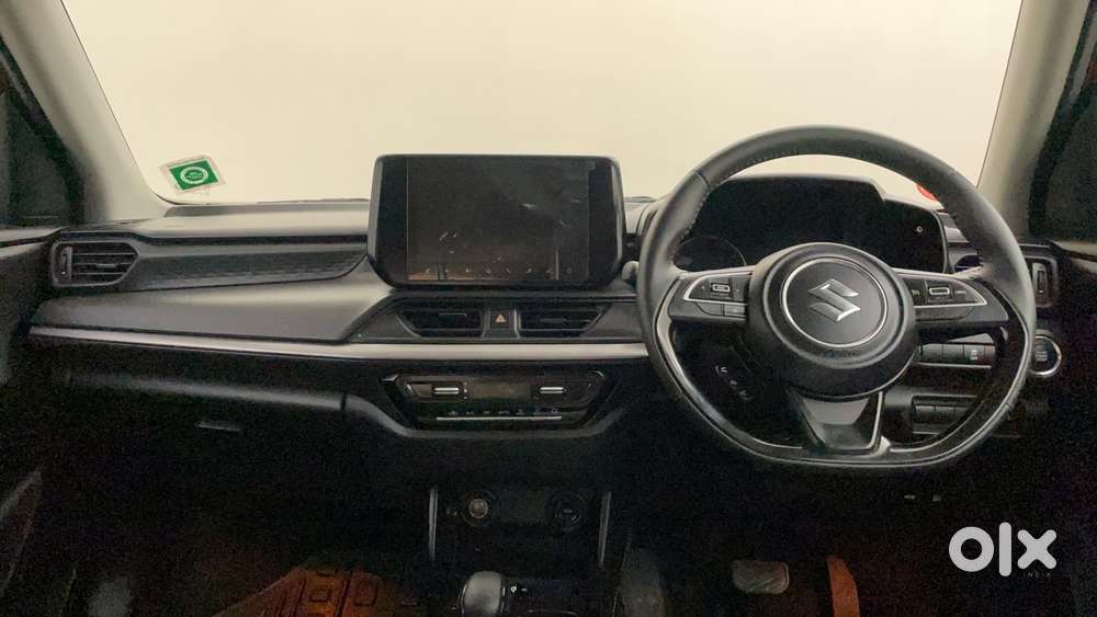 Maruti Suzuki Swift Zxi Plus Amt Dual Tone, 2025, Petrol