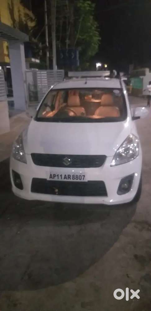 Maruti Suzuki Ertiga 2013