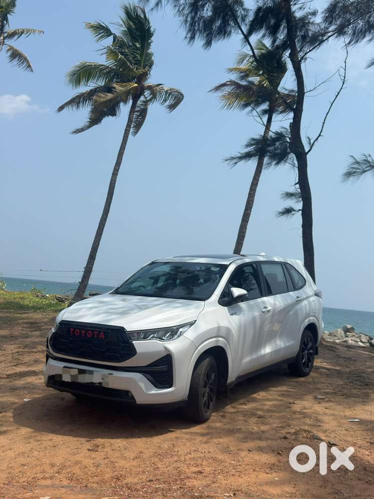 Toyota Innova Hycross 2.0 Vx Hybrid 7 Str, 2024, Petrol