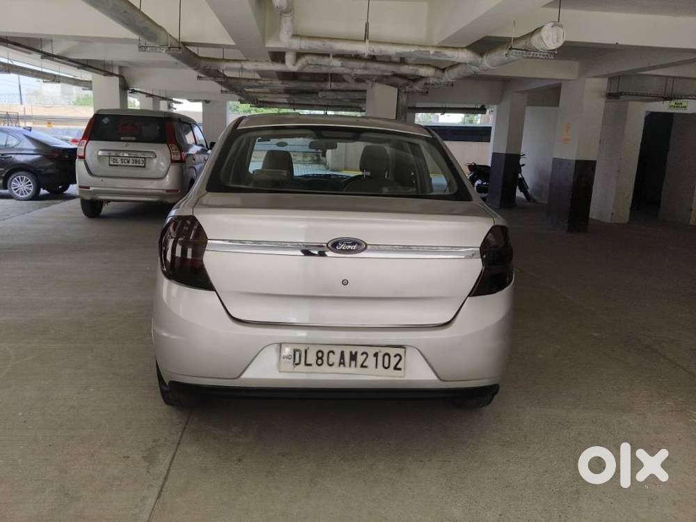 Ford Aspire Titatinium Blu Ti-vct, 2015, Petrol