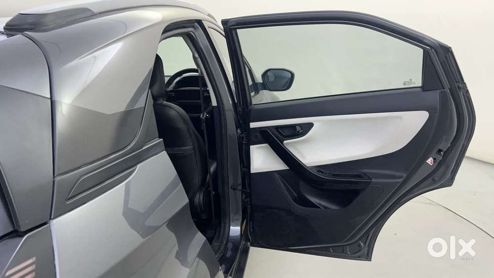 Tata Nexon Pure 1.2 Revotron Petrol 6 Mt, 2024, Petrol