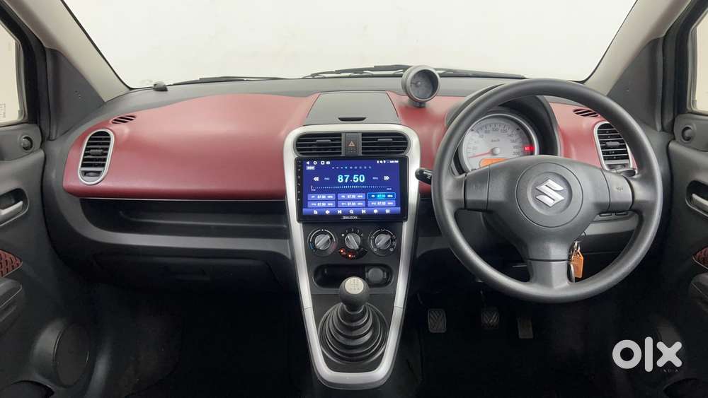 Maruti Suzuki Ritz Vxi, 2013, Petrol