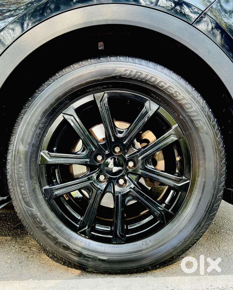 Mahindra Xuv700 2.2 Ax 7 Diesel At Str, 2024, Diesel