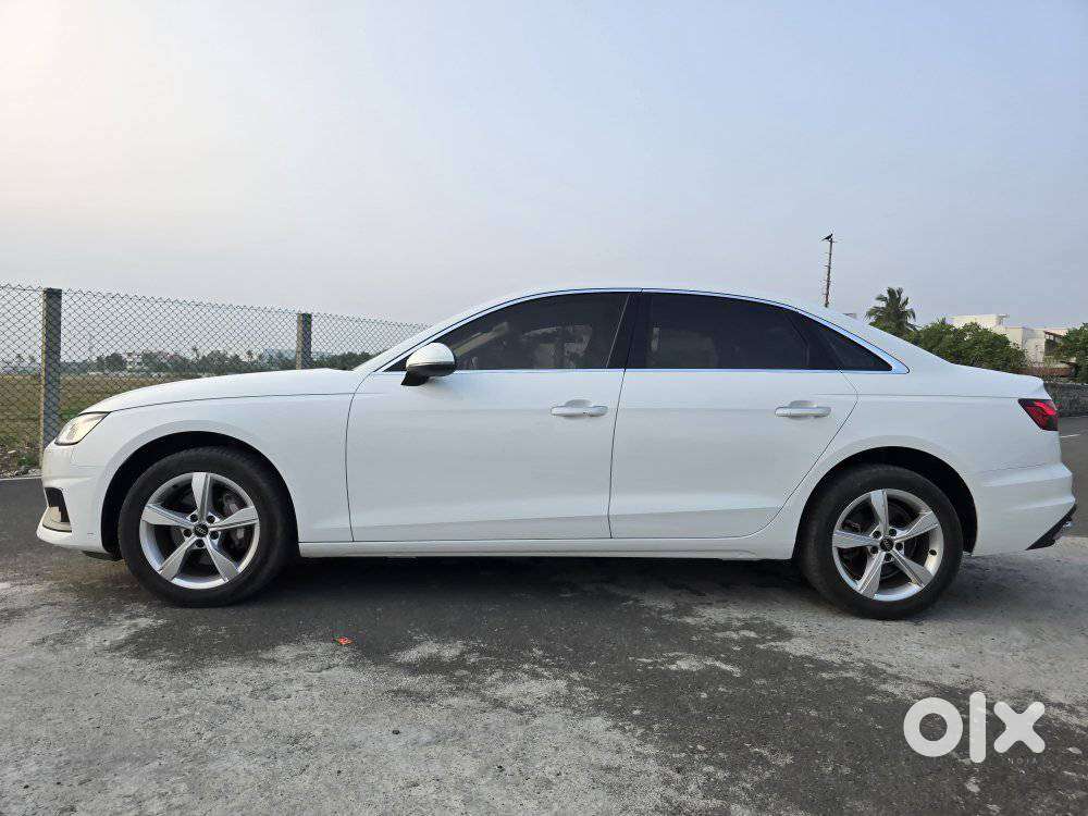 Audi A4 2.0 Premium Plus 40 Tfsi, 2023, Petrol