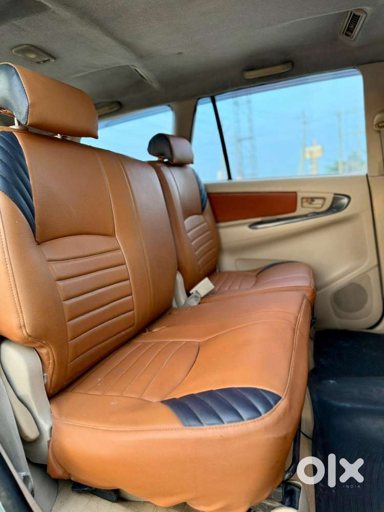 Toyota Innova 2004-2011 2.5 G4 Diesel 8-seater, 2008, Diesel