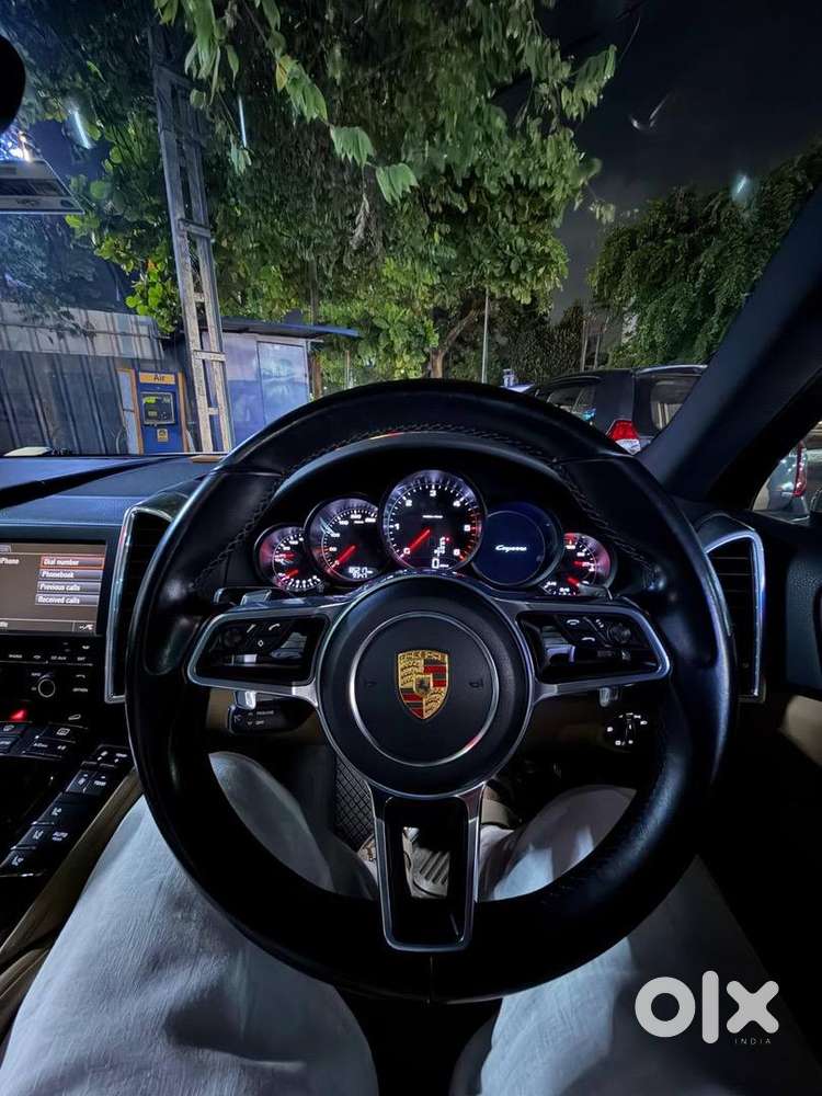 Porsche Cayenne 2015 Diesel 85000 Km Driven