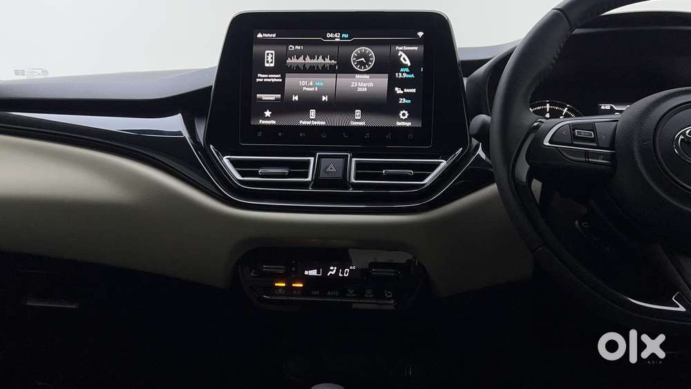 Toyota Glanza 1.2 V Amt, 2025, Petrol