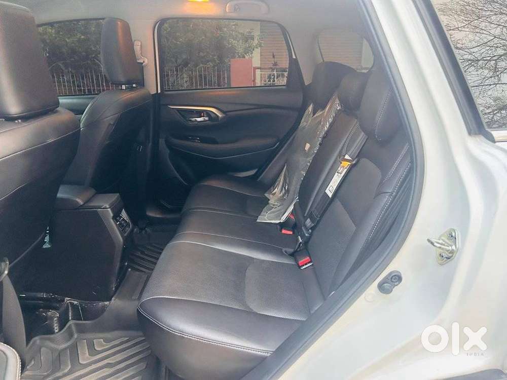 Toyota Urban Cruiser Hyryder 1.5 V Hybrid, 2024, Petrol