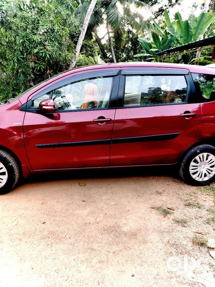 2nd Owner Maruti Ertiga 2012 Petrol Vxi Abs