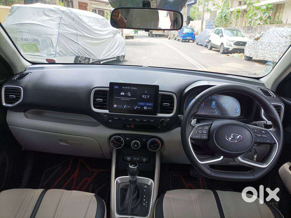 Hyundai Venue 1.0 S (o) Turbo Dct, 2024, Petrol