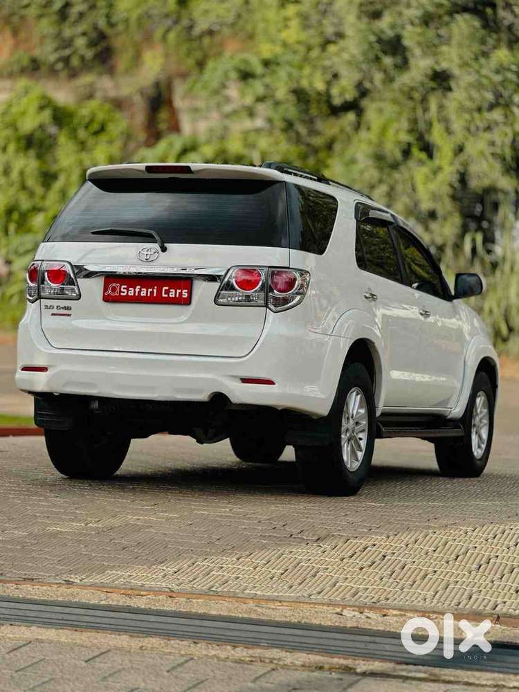 Toyota Fortuner 2011-2016 4x2 At, 2014, Diesel