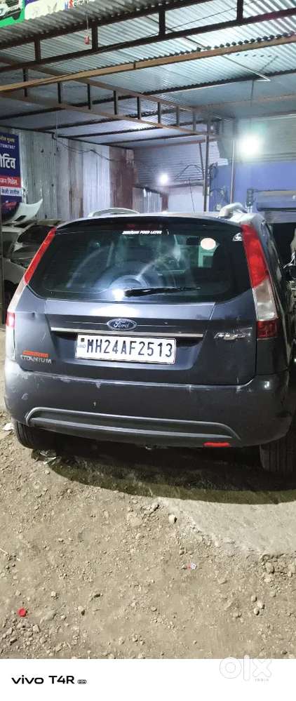 Ford Figo 1.2 Titanium 2014