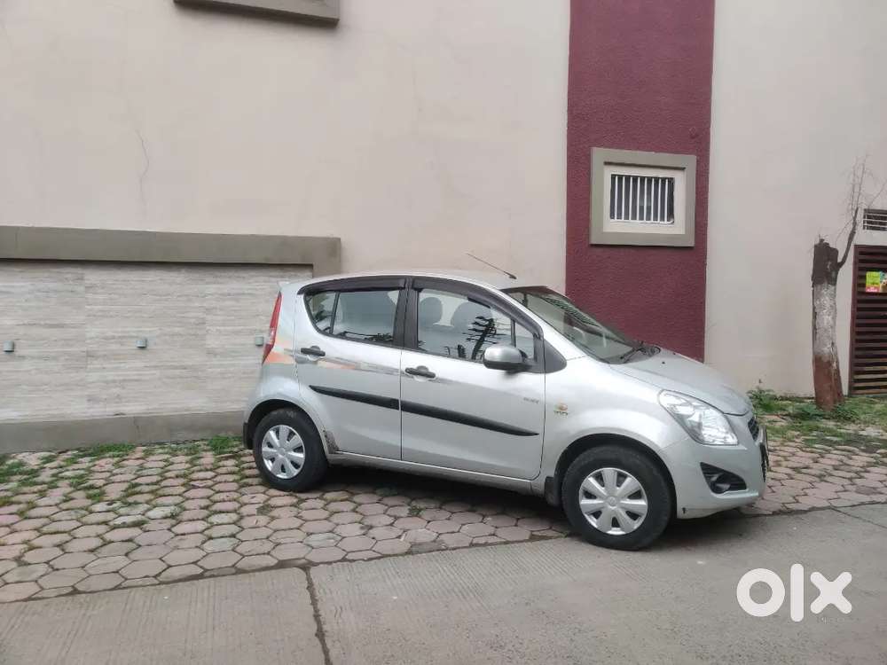 सरकारी कर्मचारी की वेल मेंटेंड कार