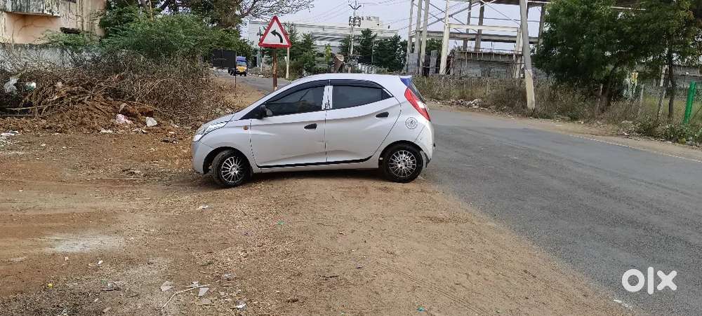 Hyundai Eon 2017 Petrol 33317 Km Driven