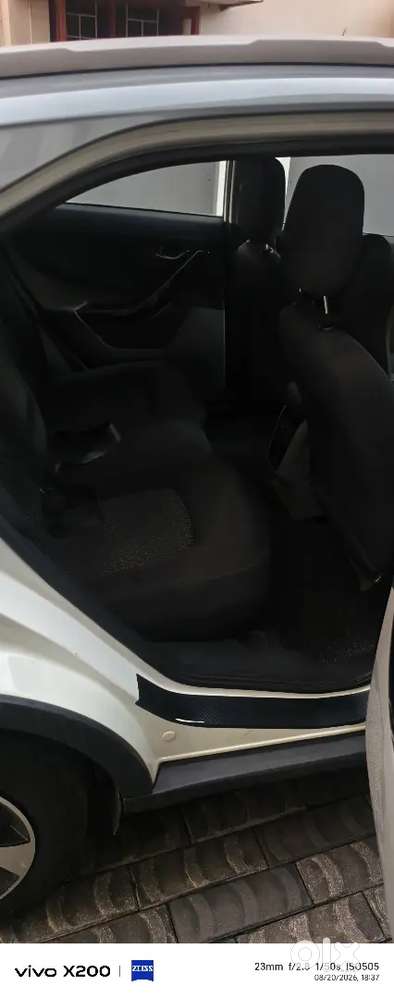 Automatic 25km Mileage Tata Nexon 2019 Cng & Hybrids 63000 Km Driven.