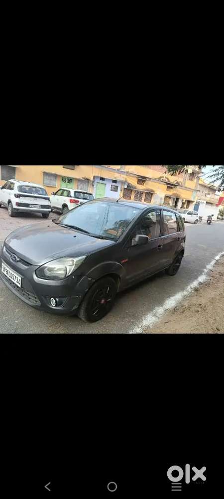 Ford Figo Petrol 2012 Gadi Me Koi Problem Ni Hh Bilkul Ok
