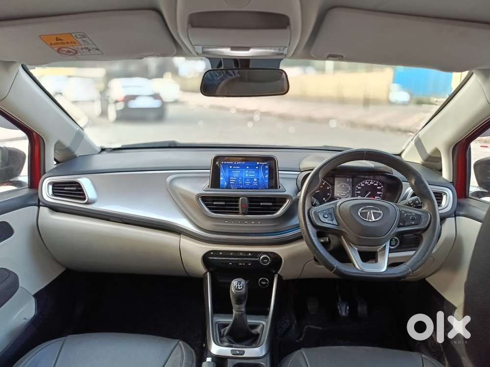 Tata Altroz Xz, 2023, Petrol