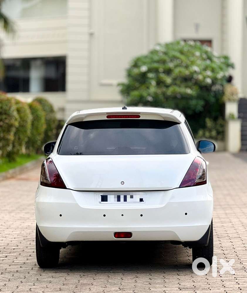 Maruti Suzuki Swift 1.2 Vxi (o), 2017, Petrol