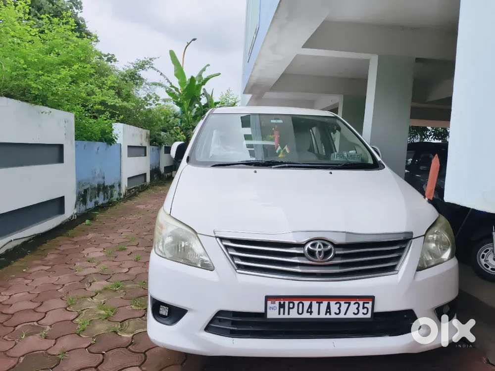 Toyota Innova 2013 Diesel Well Maintained