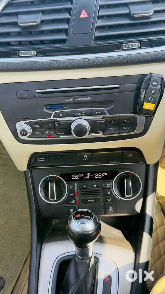 Audi Q3 2016 Diesel White Color 92000 Km Driven