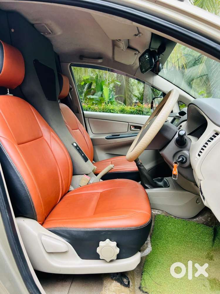 Toyota Innova 2.5 Z Diesel 7 Seater, 2010, Diesel