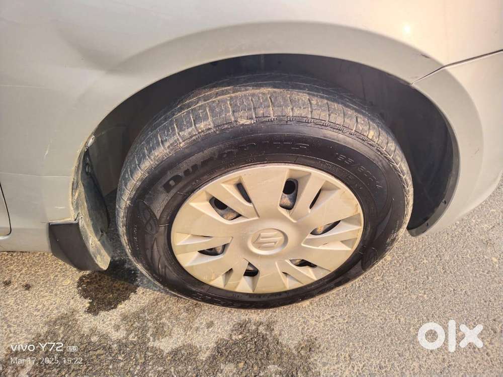 Maruti Suzuki Swift Vxi + Manual, 2015, Petrol