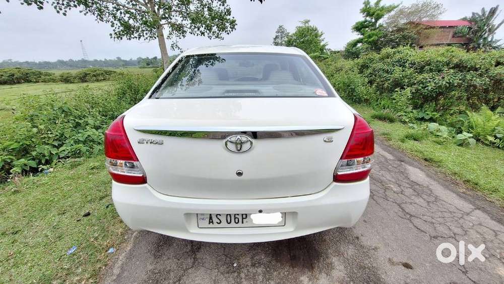 Toyota Etios G Exclusive, 2015, Petrol