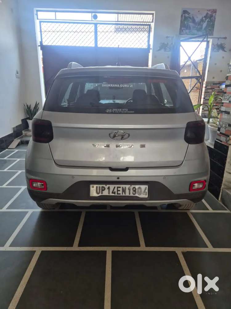 Hyundai Venue 2020 Petrol 62000 Km Driven