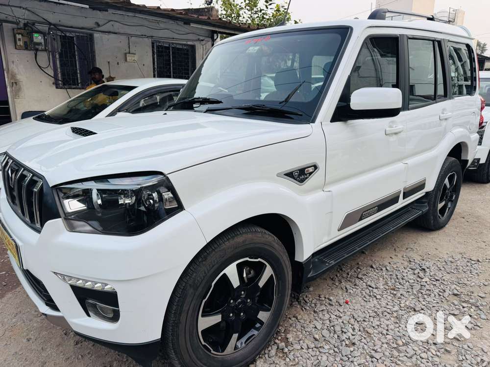 Mahindra Scorpio Classic 2.2 S 11 Mt 7 Str, 2024, Diesel