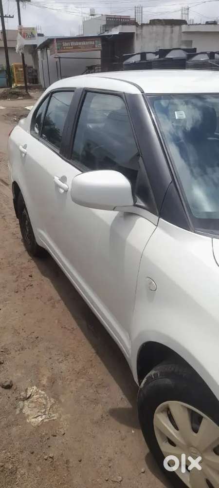 Maruti Suzuki Swift Dzire 2011