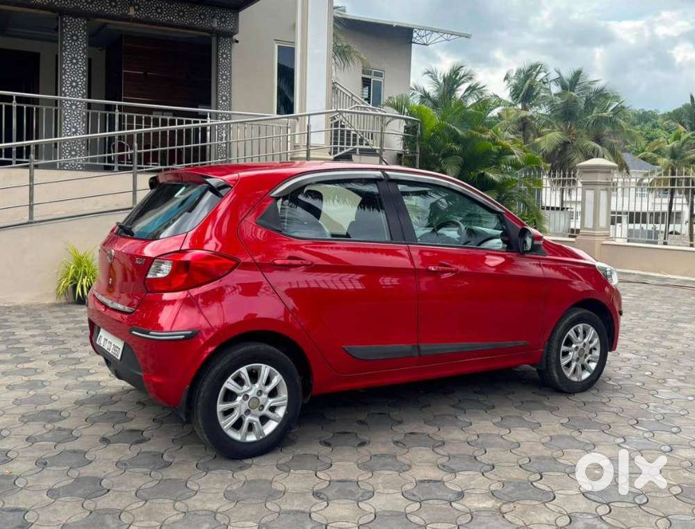 Tata Tiago 1.2 Revotron Xta, 2018, Petrol