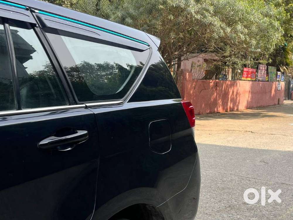 Toyota Innova Crysta