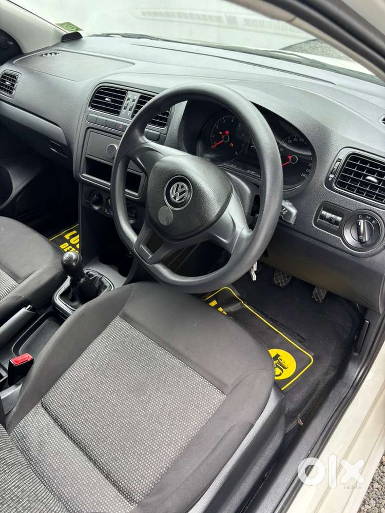 Volkswagen Ameo Petrol 2016