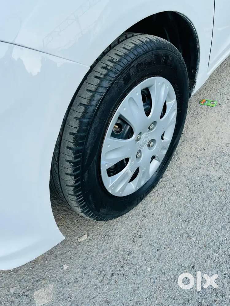 Honda Brio 2012 Petrol Well Maintained