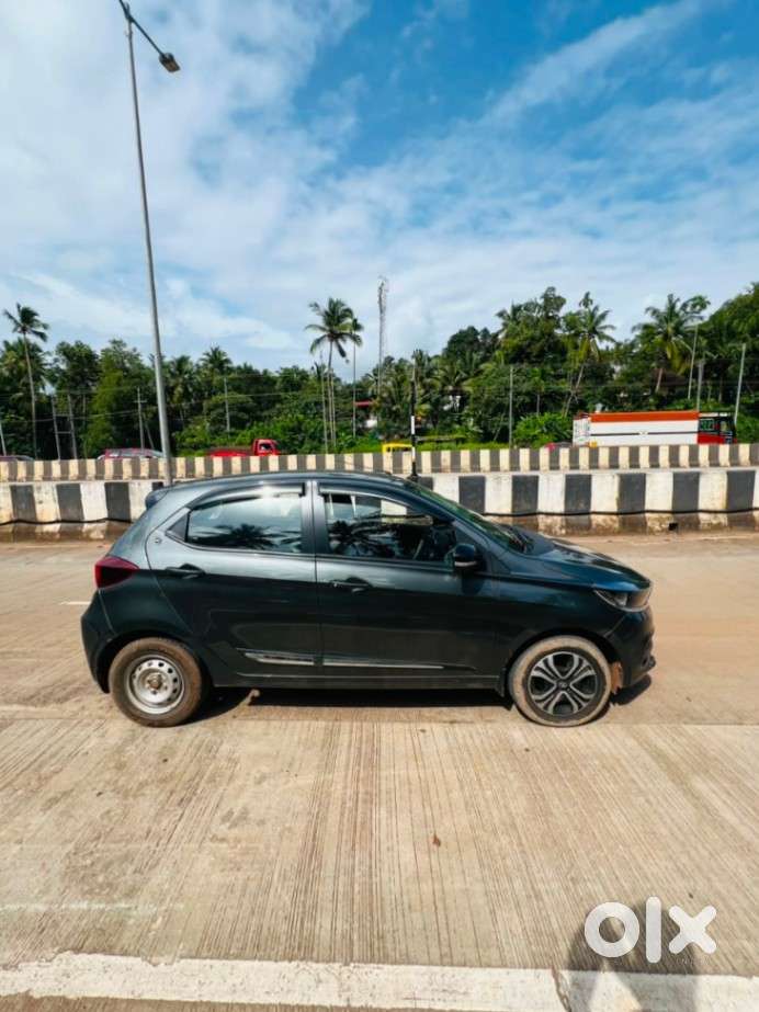 Tata Tiago 1.2 Revotron Xt Rhythm, 2023, Petrol