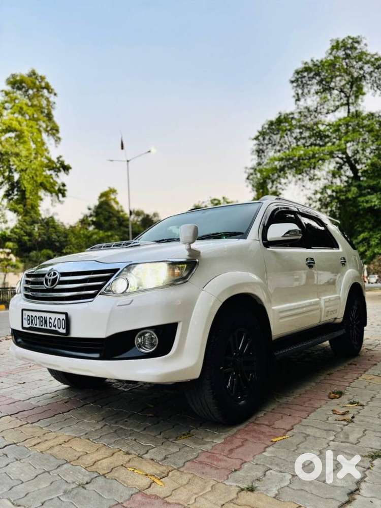 Toyota Fortuner 3.0 4x4 Manual, 2012, Diesel