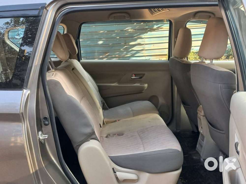 Maruti Suzuki Ertiga Zxi (o) Cng [2022-2023], 2022, Cng & Hybrids