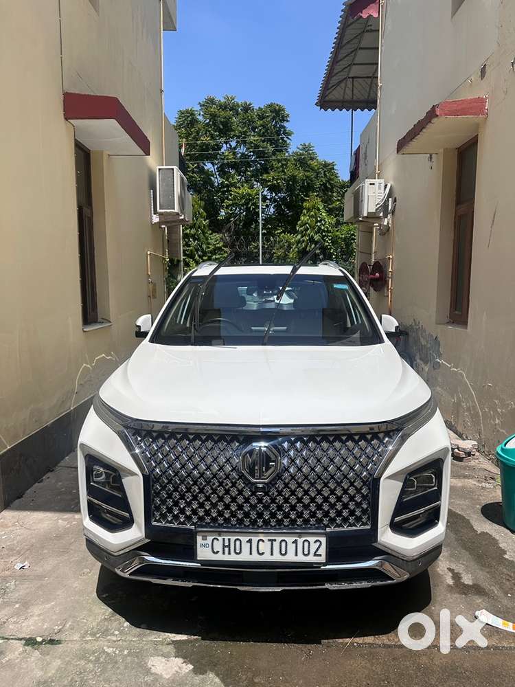 Mg Hector Plus 2024 Petrol Automatic