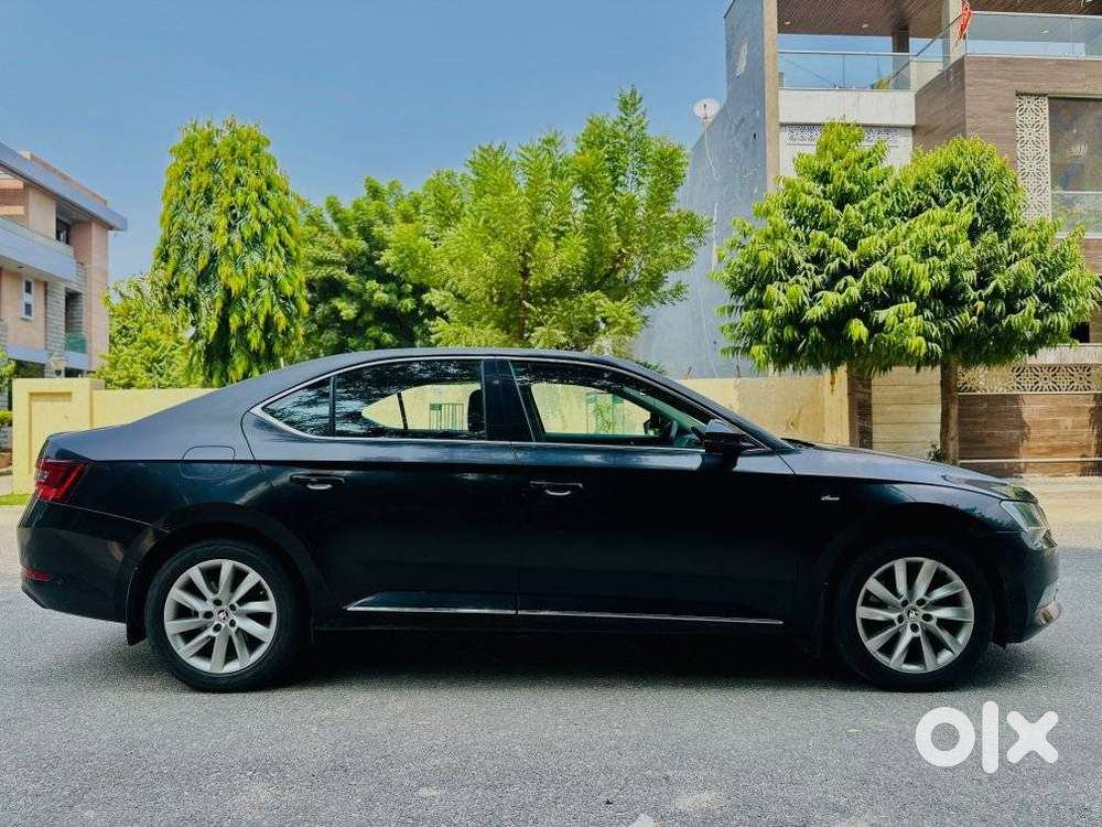 Skoda Superb L&k 2.0 Tdi At, 2019, Diesel