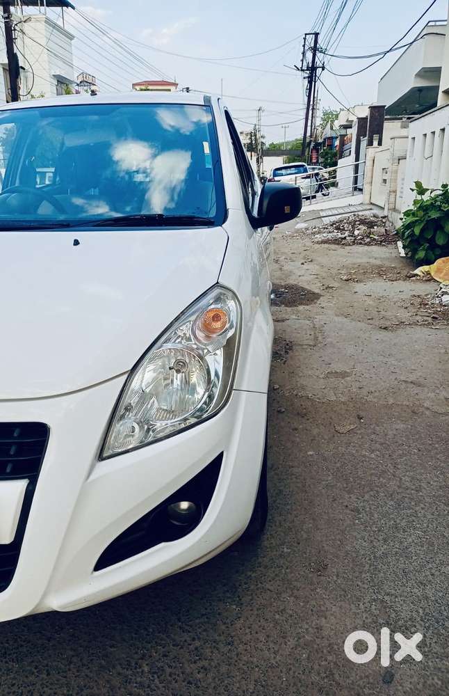 Maruti Suzuki Ritz Vxi, 2013, Petrol