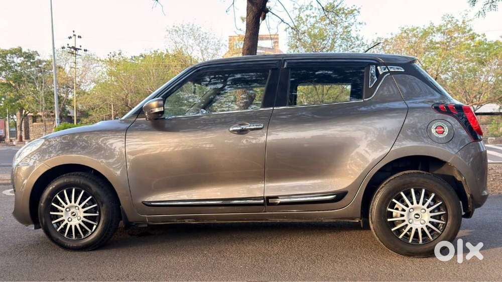 Maruti Suzuki Swift Vxi + Manual, 2020, Petrol